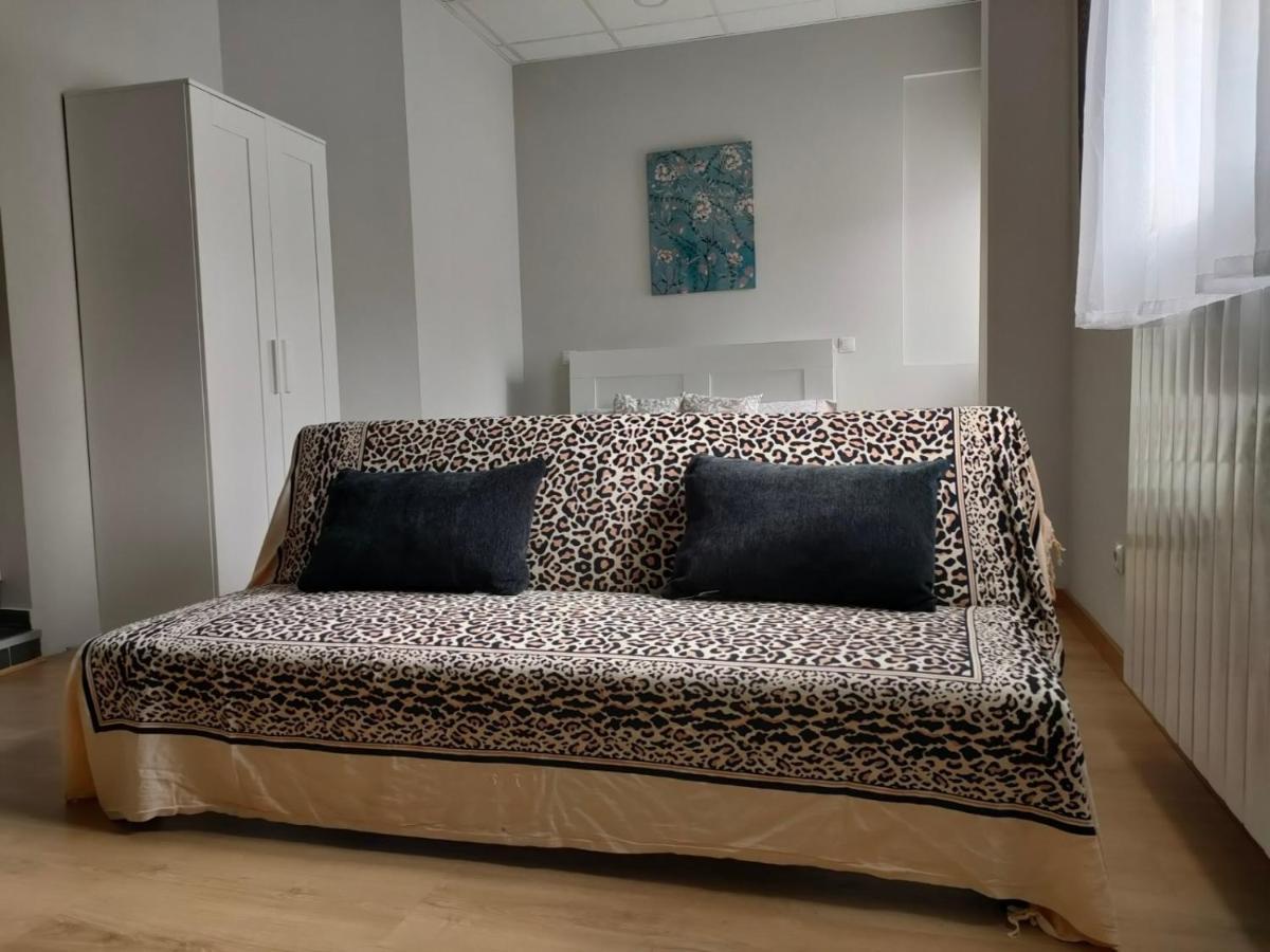 Apartamento Coqueto Ideal Parejas Bilbao Exterior photo